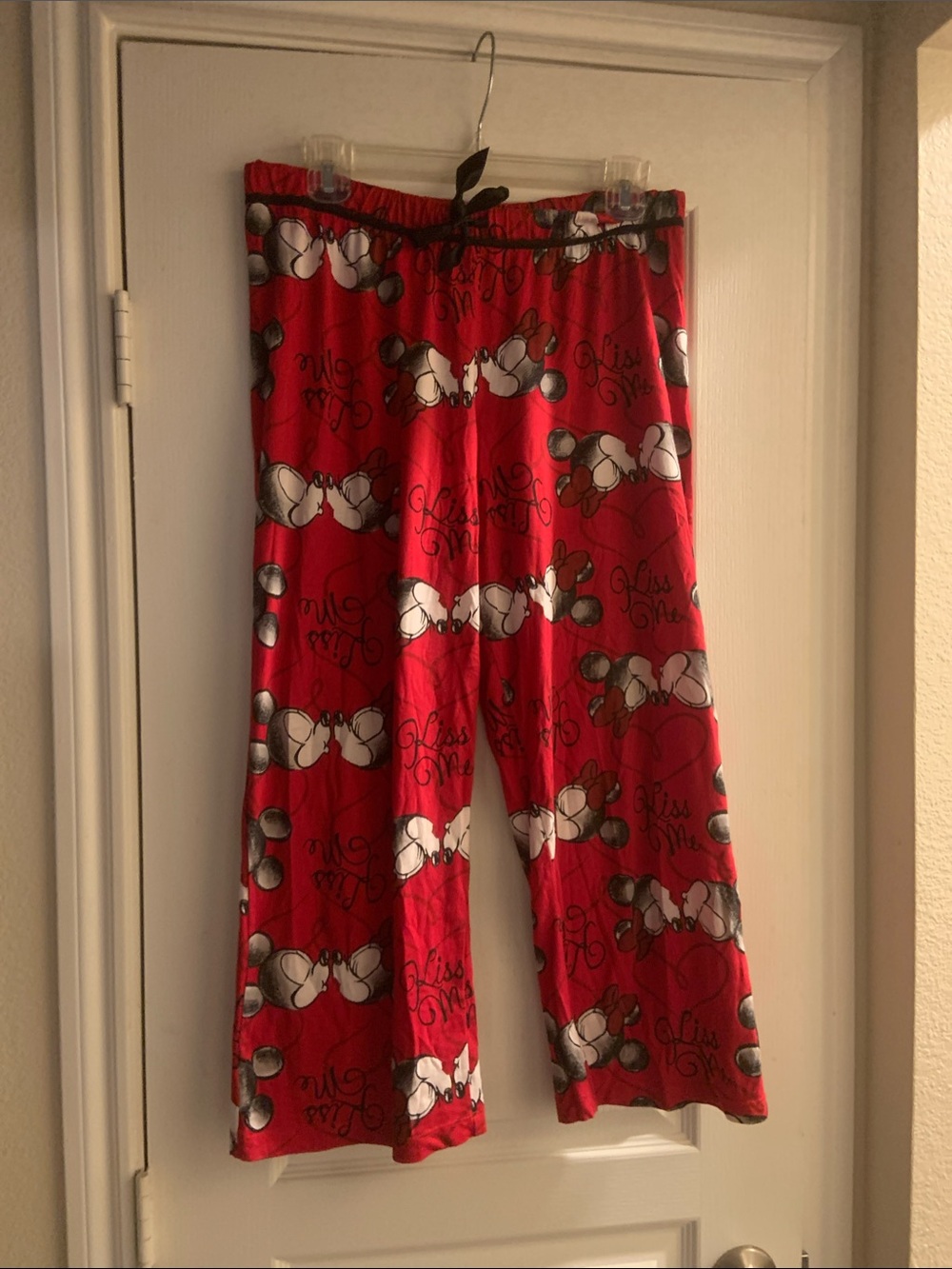 Disney Red Minnie And Mickey Mouse Pajama Capris Pants - Picture 2 of 9